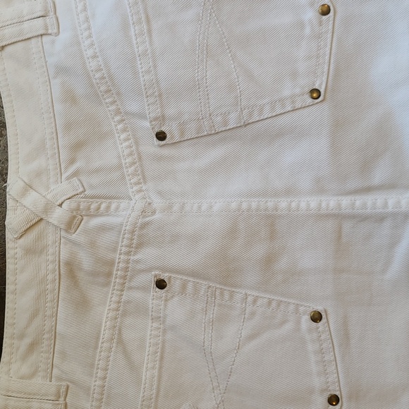 Vintage Liz Claiborne White Midi Jean Skirt with Antique Brass Rivets Size 10 - Picture 6 of 7